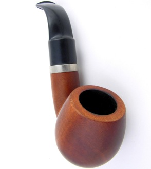 BROWN WOODEN PIPE